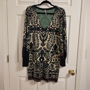Free People Music & Lyrics Bohemian Long Sleeve Sweater Mini Dress Size Medium
